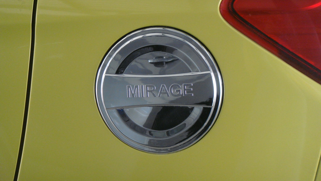 Tank Fuel Cap Cover Chrome Trim 1Pc Fit Mitsubishi Mirage Space Star 2012-2015