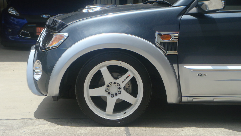 Fender Flares Wheel Silver V1 5/" 4 Pc Fit Mitsubishi L200 Triton 2006-2014