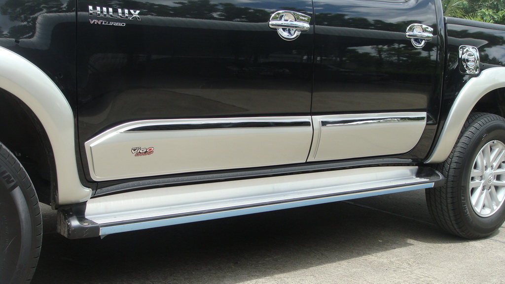 Body Cladding Side Molding Guard V2 Silver For Toyota Hilux Vigo Champ