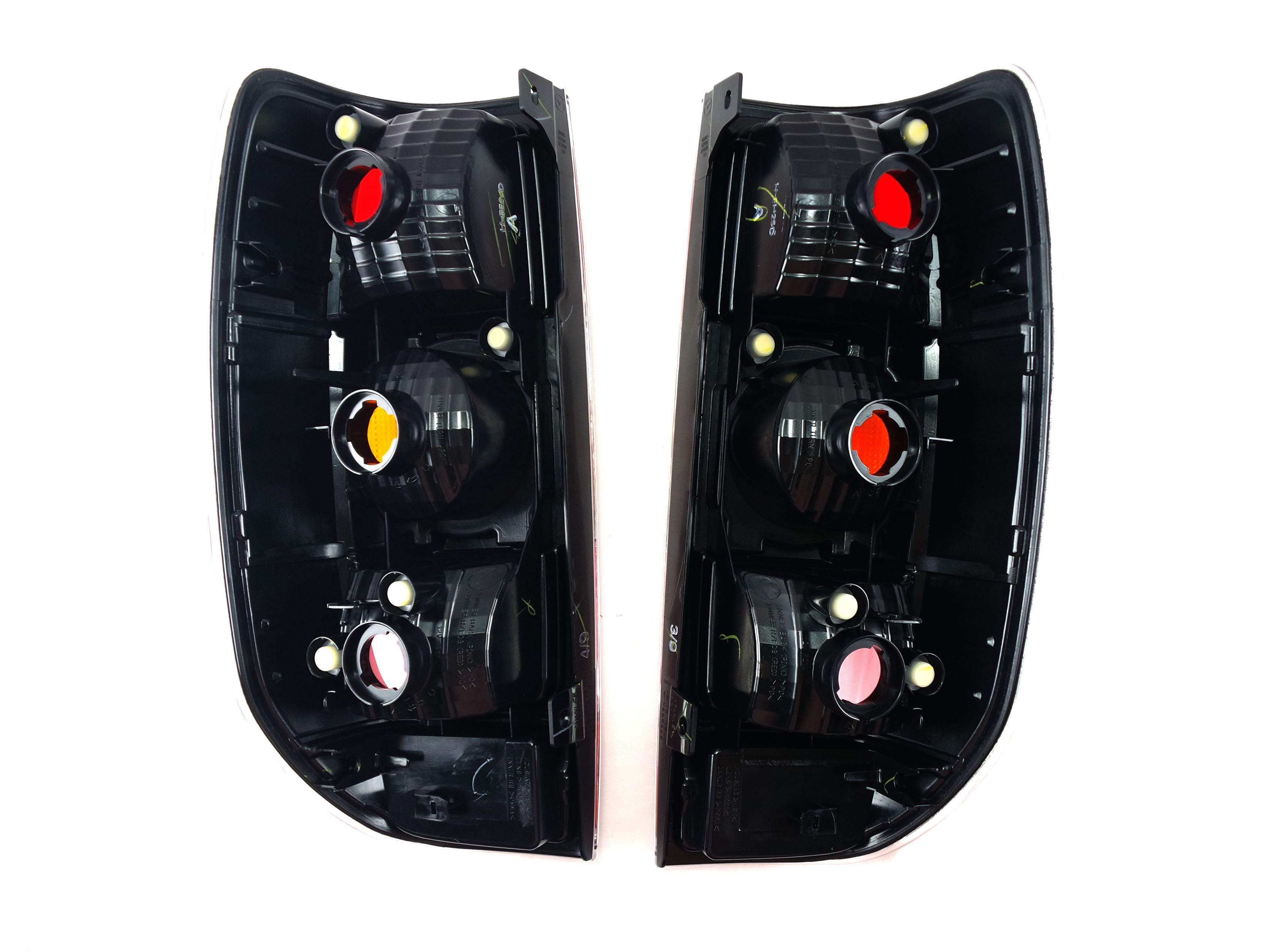 CHROME LH+RH REAR TAIL LAMP LIGHT FOR MAZDA BT50 BT50 XTR UTE PICK UP 20082011 eBay