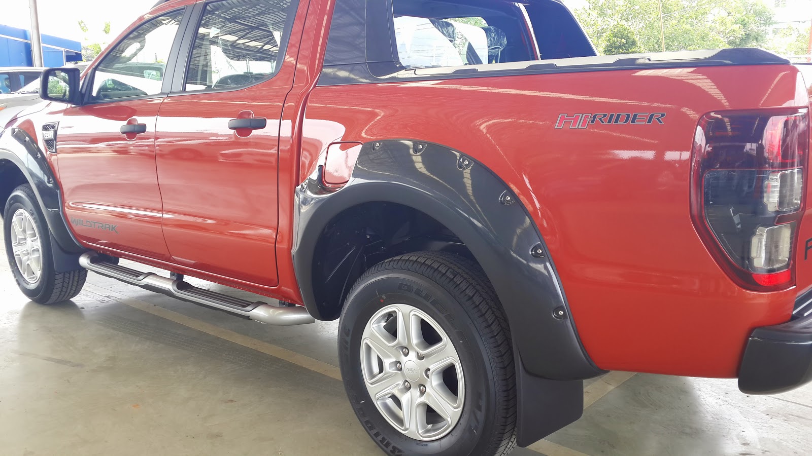 GRAY WILDTRAK OFF ROAD FENDER FLARES WHEEL ARCH FIT FORD RANGER 4DR T6