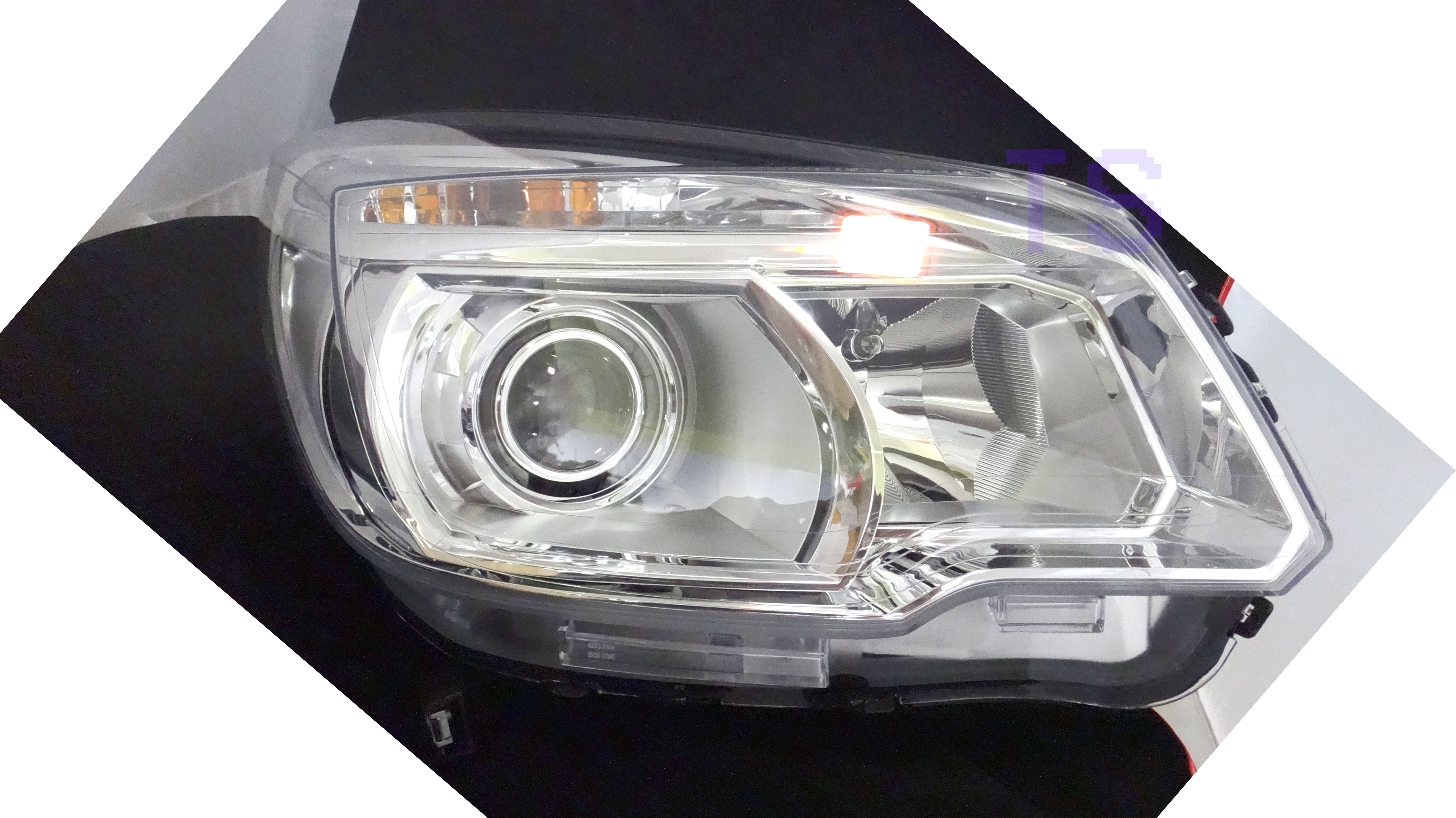 Right Front Genuine Head Light Lamp Projector Chevrolet Trailblazer